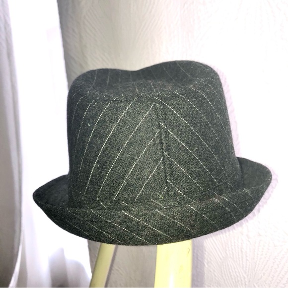 Dark gray pinstripe fedora - Picture 4 of 6